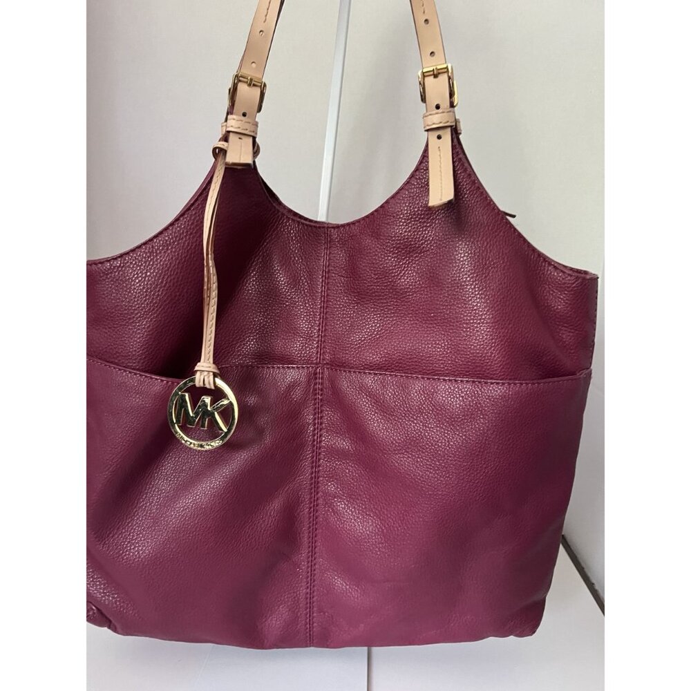 Michael Kors Burgundy Leather Tote Bag With Logo Charm & Adjustable Straps - Picture 2 of 6